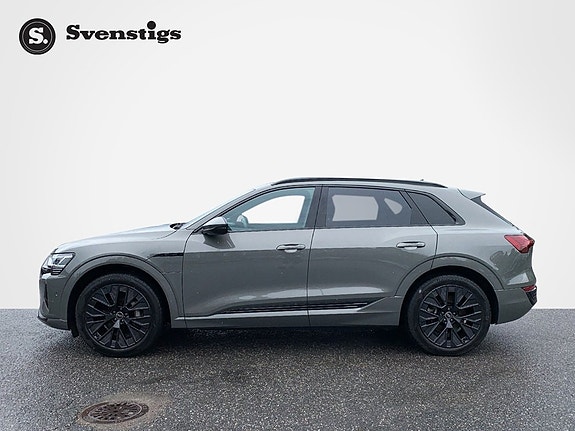 Audi Q8 2 of 5