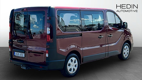 Renault Trafic 2 of 5