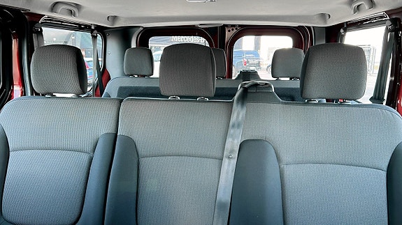 Renault Trafic 5 of 5
