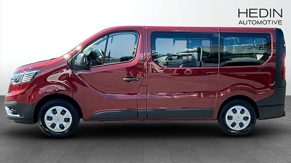 Renault Trafic 6 of 12