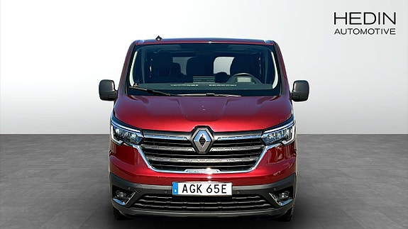 Renault Trafic 8 of 12