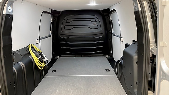 Volkswagen Caddy 12 of 12