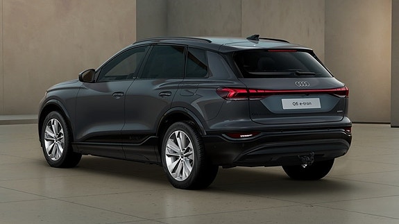Audi Q6 e-tron 3 of 11