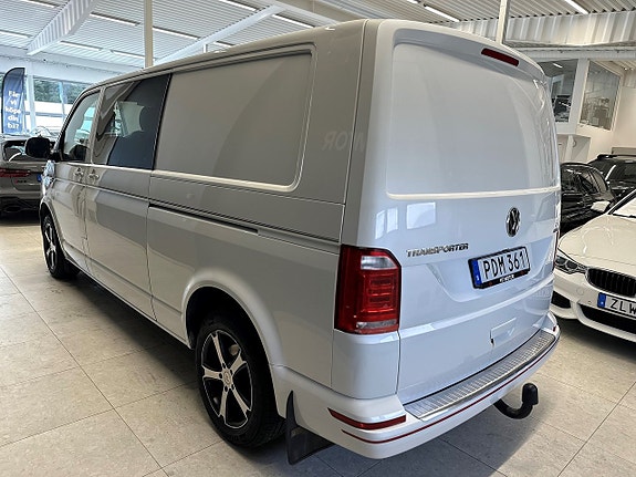 Volkswagen Transporter 5 of 5