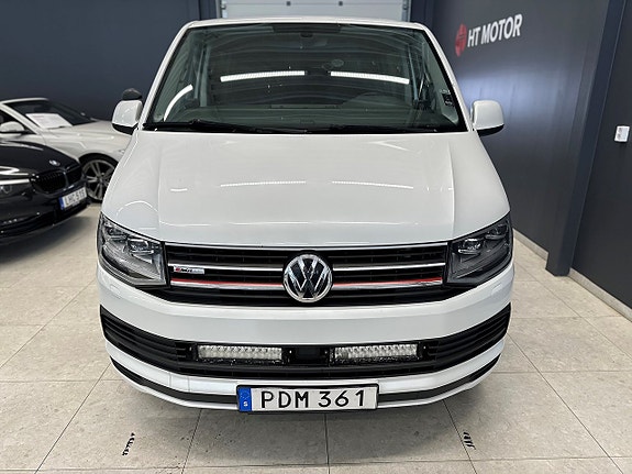 Volkswagen Transporter 2 of 5