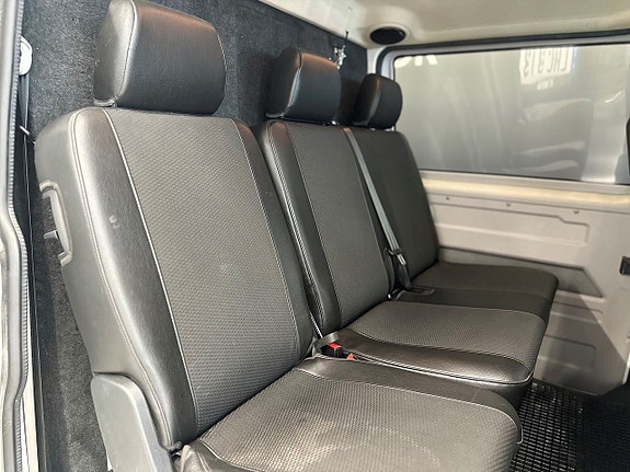 Volkswagen Transporter 18 of 18