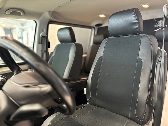 Volkswagen Transporter 12 of 18