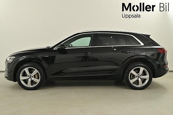 Audi e-tron 7 of 13