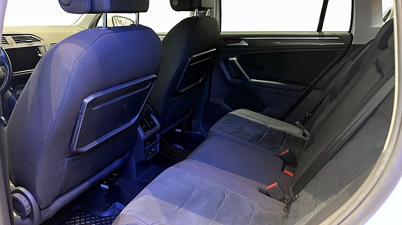 Volkswagen Tiguan 12 of 14