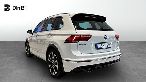 Volkswagen Tiguan 3 of 14