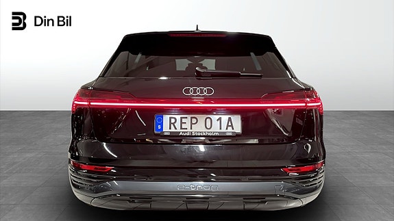 Audi Q8 e-tron 5 of 5