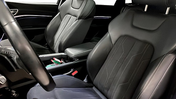 Audi Q8 e-tron 8 of 15