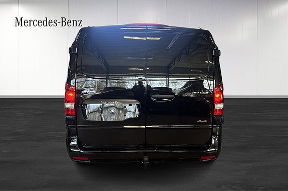Mercedes-Benz Vito 119 16 of 17