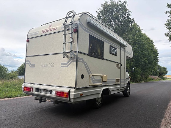 Mercedes-Benz Nordic 595 4x4 1999 Husbil 5800 mil - En ägare 2 of 5