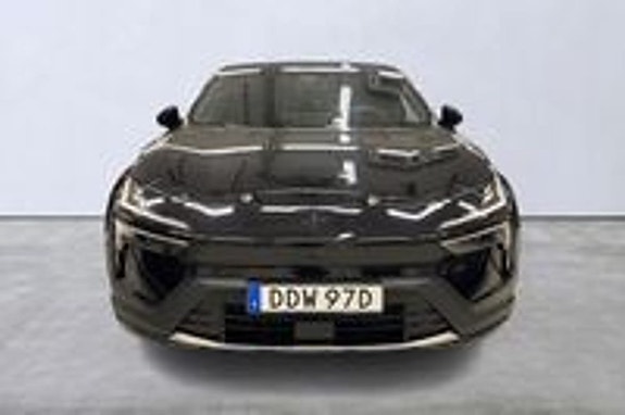 Polestar 4 7 of 10