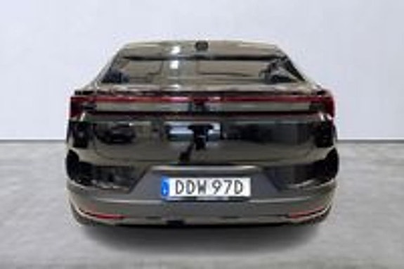 Polestar 4 5 of 10