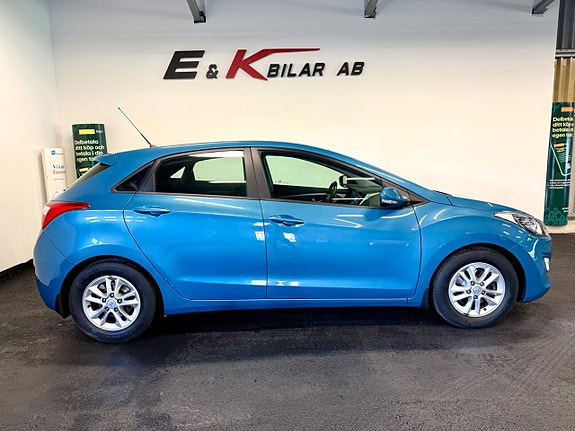 Hyundai i30 4 of 5