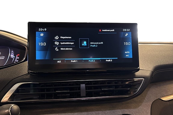 Peugeot 3008 13 of 18