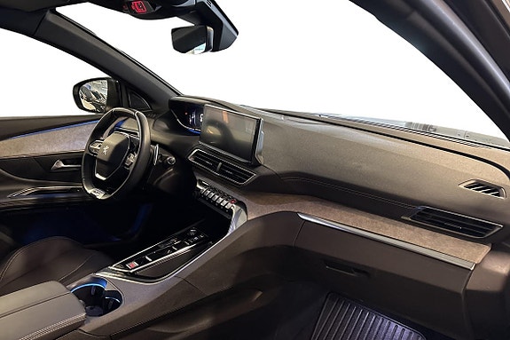 Peugeot 3008 15 of 18