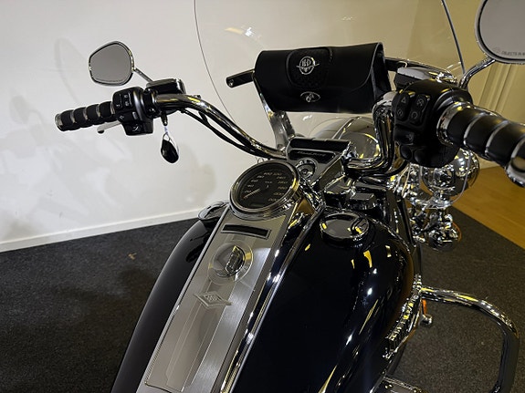 Harley-Davidson Road King Classic /FLHR/PRISSÄNKT 5 of 10