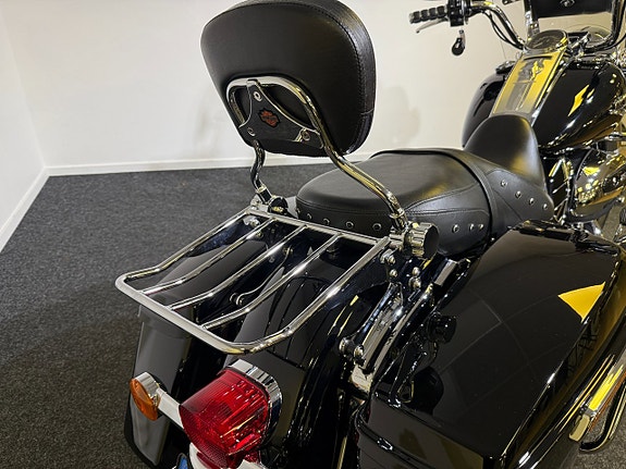 Harley-Davidson Road King Classic /FLHR/PRISSÄNKT 8 of 10
