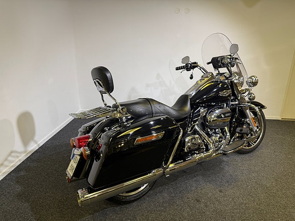 Harley-Davidson Road King Classic /FLHR/PRISSÄNKT 3 of 10