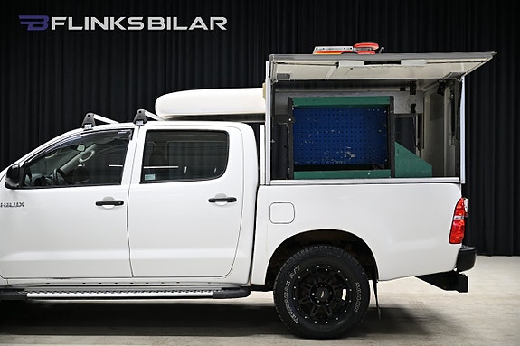 Toyota HiLux 9 of 30