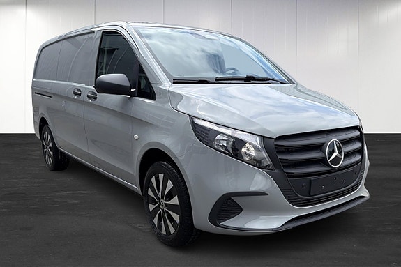 Mercedes-Benz Vito 119 2 of 5