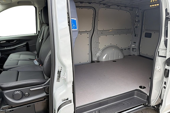 Mercedes-Benz Vito 119 8 of 9