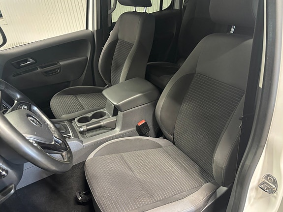 Volkswagen Amarok 6 of 10