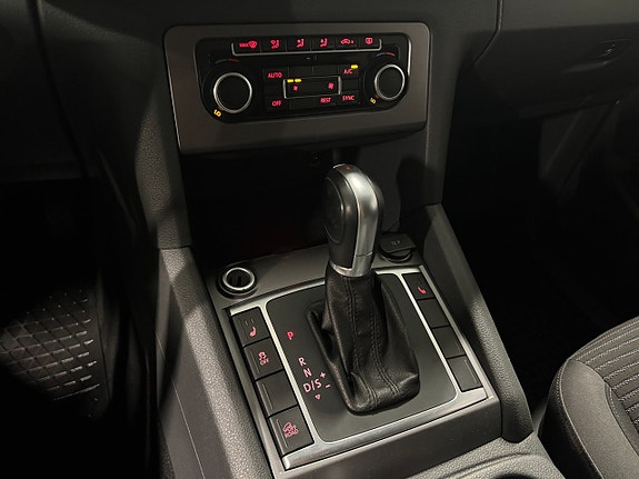 Volkswagen Amarok 8 of 10