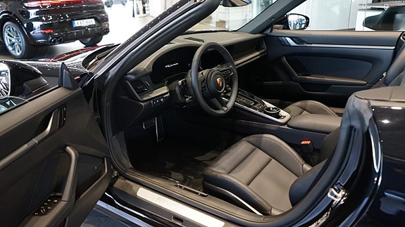 Porsche 911 6 of 7