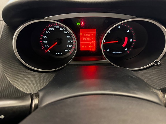 Mitsubishi Outlander 11 of 13