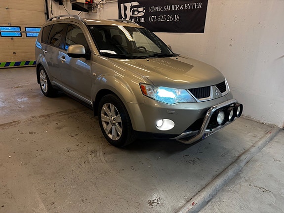 Mitsubishi Outlander 3 of 13