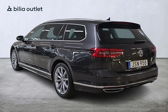 Volkswagen Passat 3 of 20