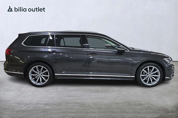 Volkswagen Passat 7 of 20