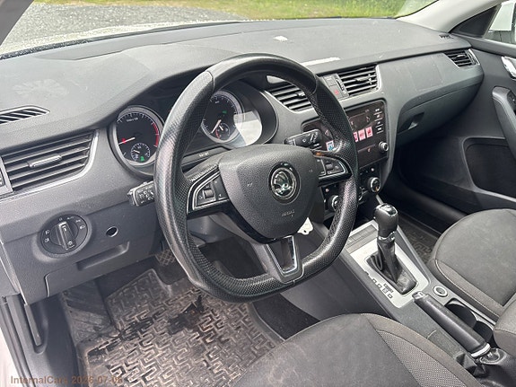 Skoda Octavia 13 of 24
