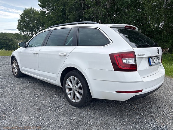 Skoda Octavia 7 of 24