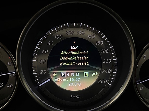 Mercedes-Benz C350 14 of 25