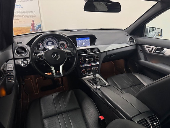 Mercedes-Benz C350 10 of 25