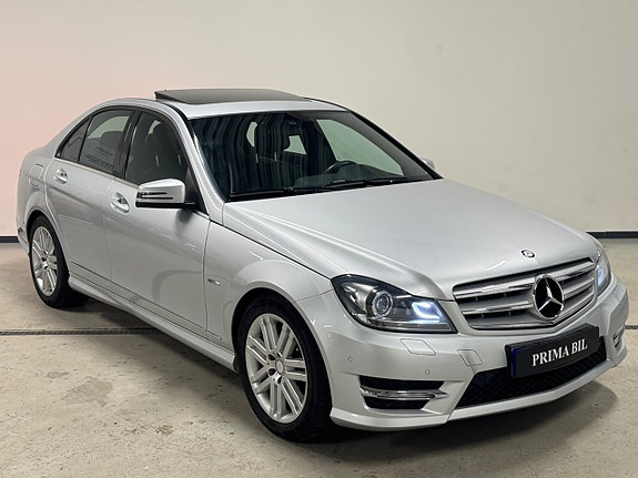 Mercedes-Benz C350 2 of 5