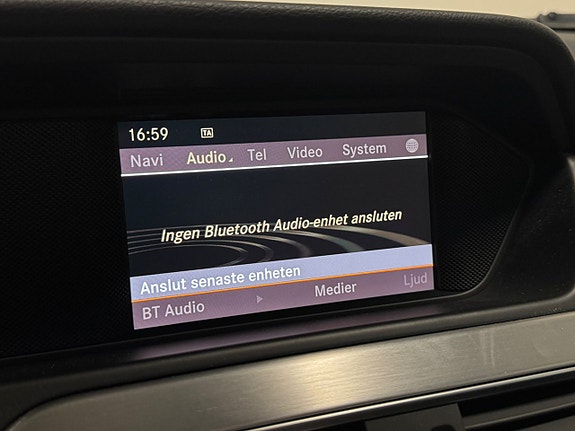 Mercedes-Benz C350 18 of 25