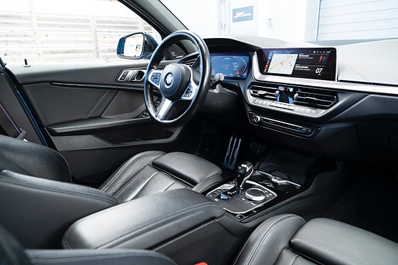 BMW M135i 10 of 26