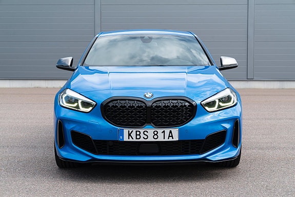 BMW M135i 6 of 26
