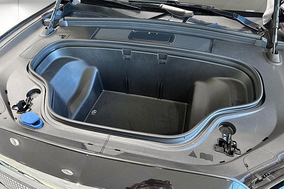 Mercedes-Benz GLC400 15 of 17