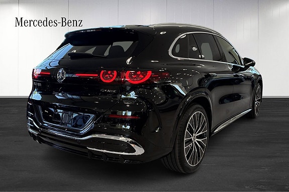 Mercedes-Benz GLC400 3 of 5