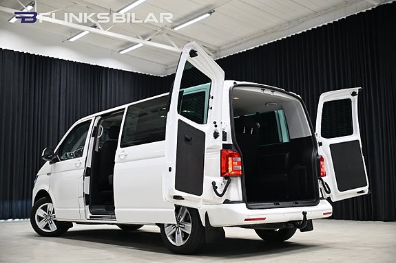 Volkswagen Caravelle 8 of 30
