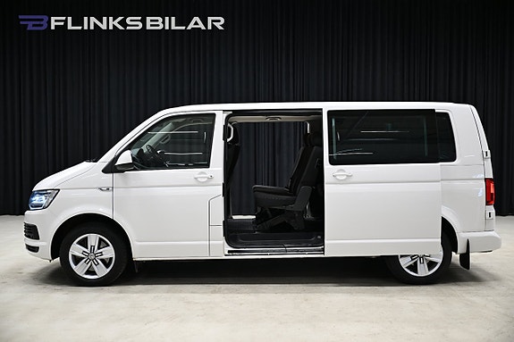 Volkswagen Caravelle 4 of 30