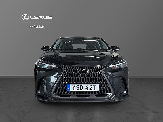 Lexus NX350h 5 of 5
