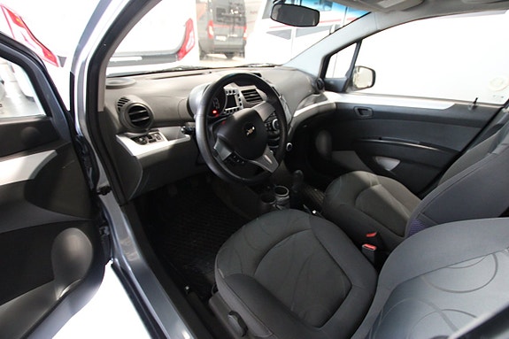 Chevrolet Spark 5 of 5